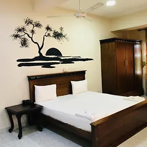 Royal Grand Paradise Hotel Kelaniya